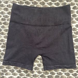 Lele Boutique Dunes Amanda Shorts